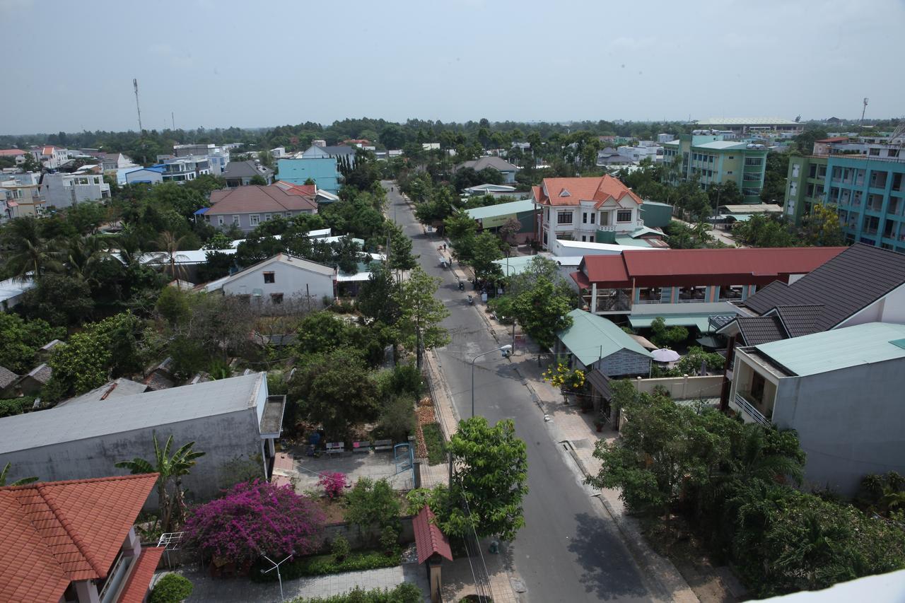 Huynh Duc 2 Hotel Cao Lãnh Esterno foto